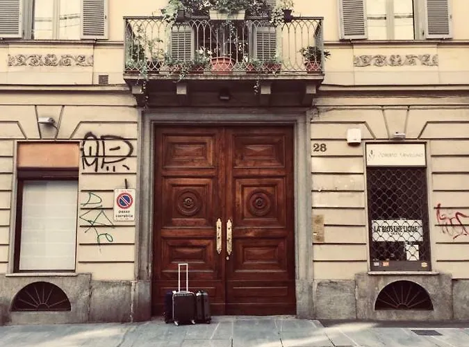 Accademia 28